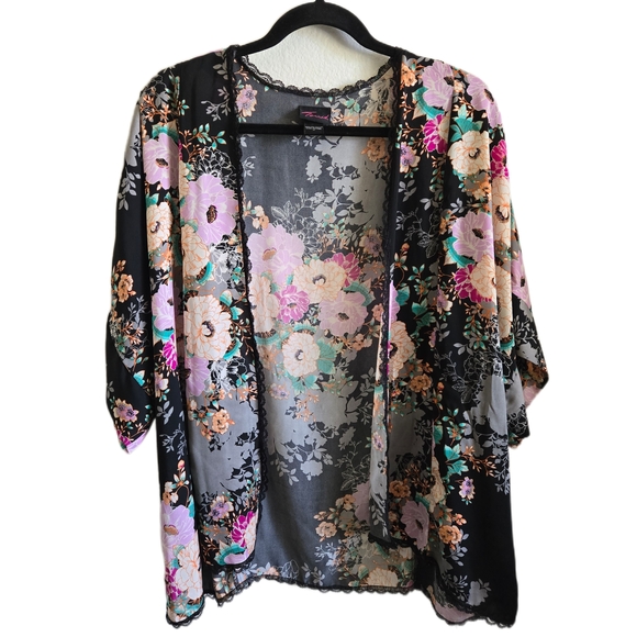 torrid Tops - TORRID Floral Open-Front Kimono Lace Trim Black Multicolor Torrid Size 0 - Large